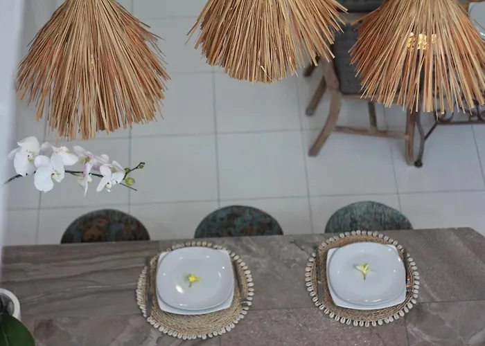 Villa Marabia - Charming Quiet 3br In Seminyak (Bali)