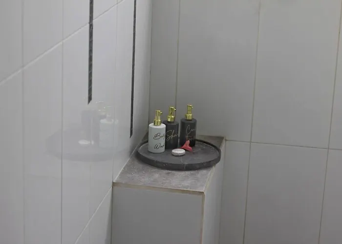 Marabia - Charming Quiet 3br In Seminyak (Bali)
